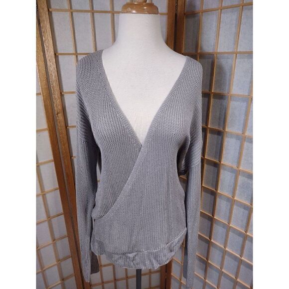 Nude M/L Crossover Sweater  - Picture 8 of 13